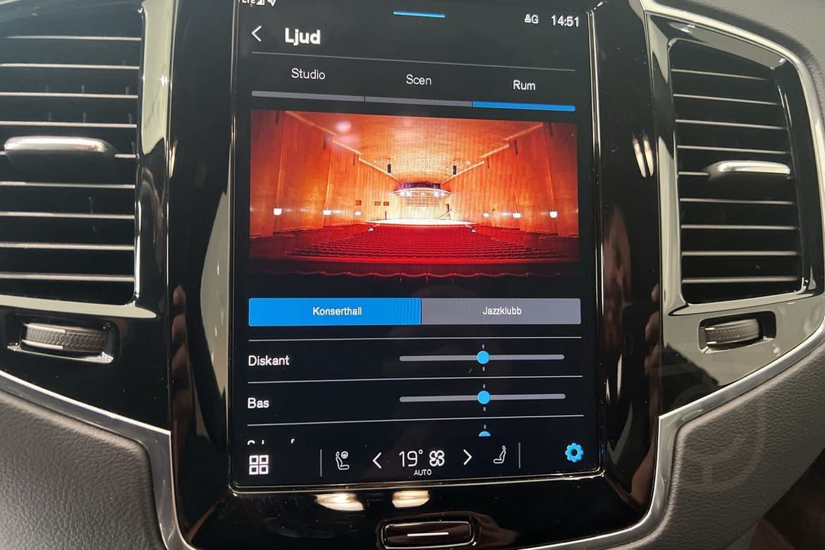 Volvo XC90 7-seater T8 Ultra Dark Edi