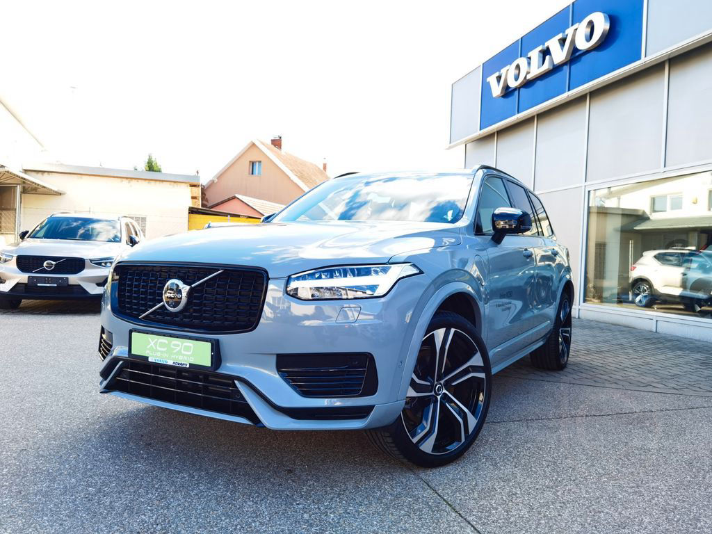 Volvo XC 90 Ultimate Dark Recharge Plug-In Hybrid AWD