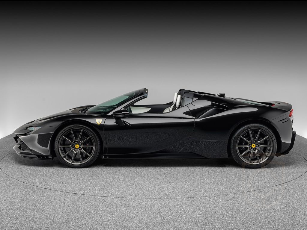 Ferrari SF90 Spider