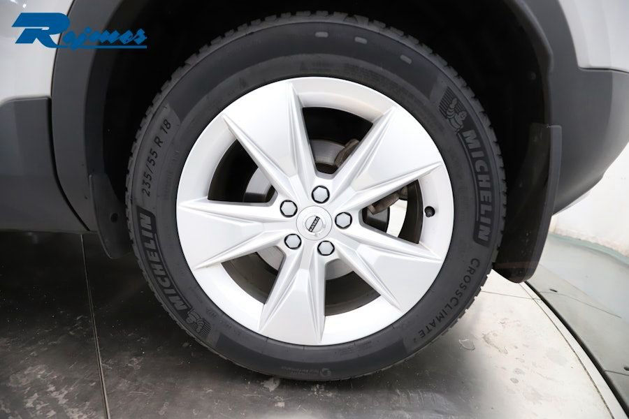 Volvo XC40 B4 FWD Bensin Core