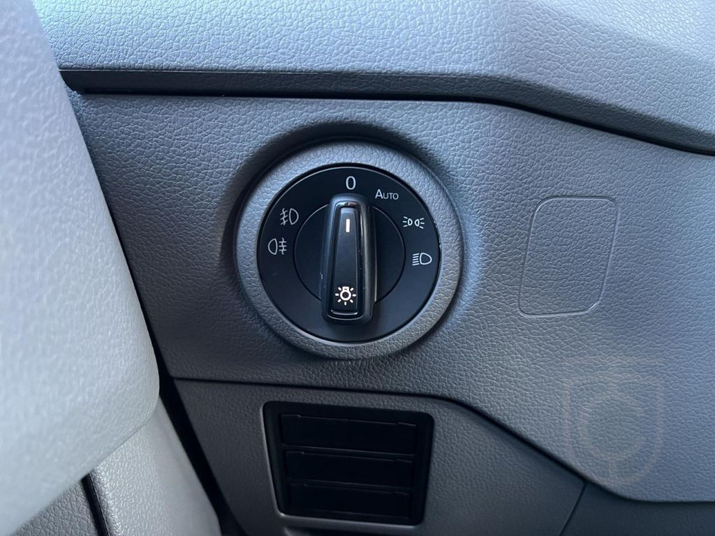 Volkswagen Grand California 680 2,0 TDI DSG (Navi+LED+Stand