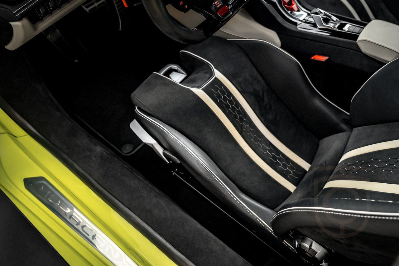 Lamborghini Huracán TECNICA LP 640-2
