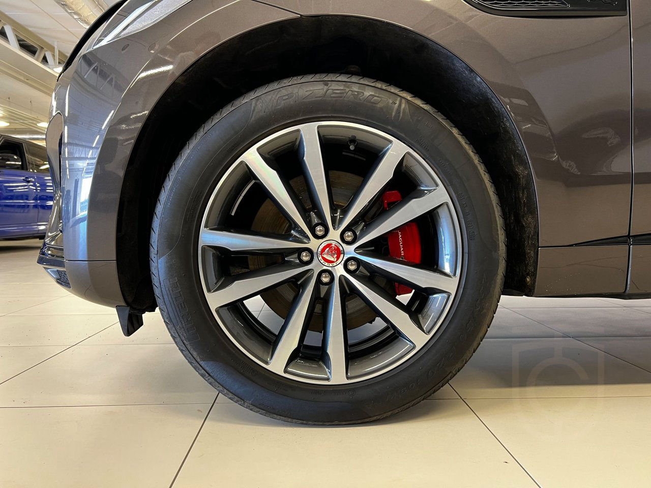 Jaguar F-Pace P400e