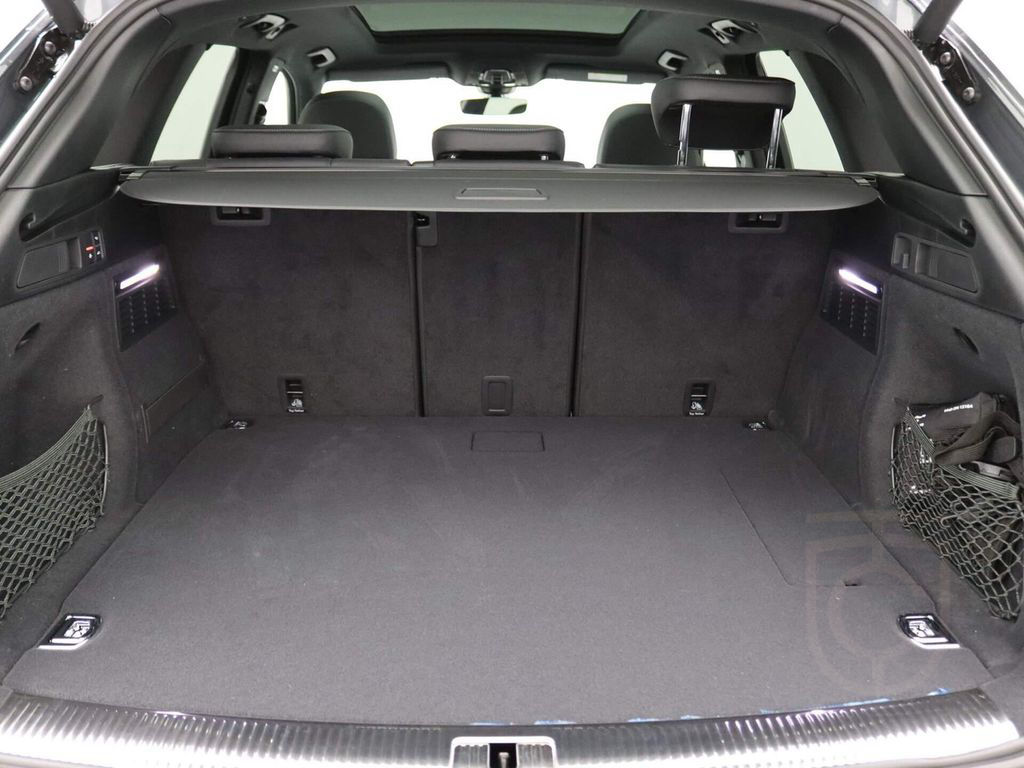 Audi Q5 50TFSIe S-Line 299PS S-Tronic Luft Matrix AHK
