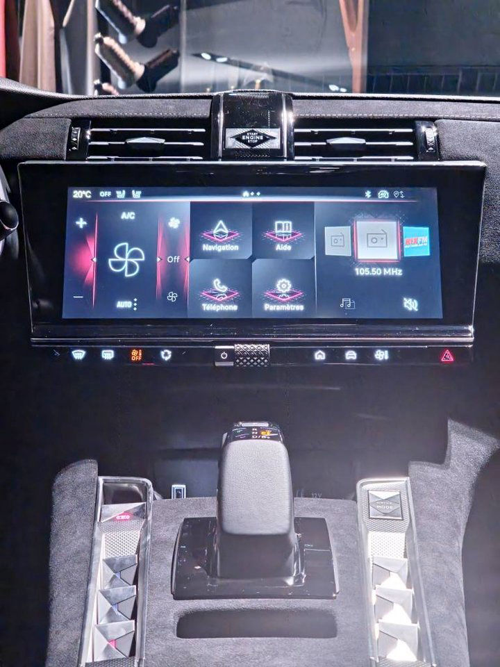 DS 7 Crossback E-Tense Performance Line+