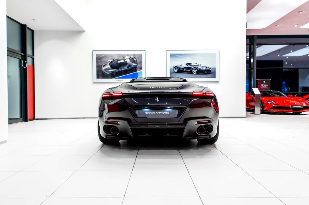 Ferrari Roma Spider ~Ferrari Munsterhuis~
