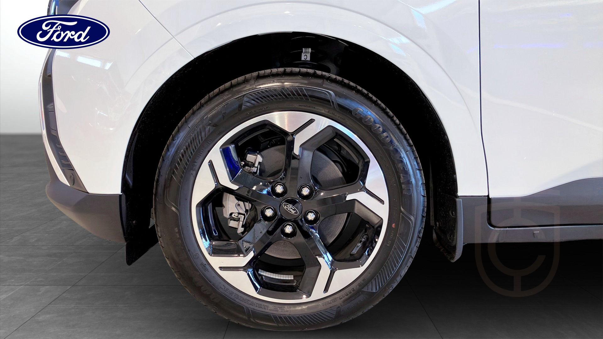 Ford E-Transit Courier