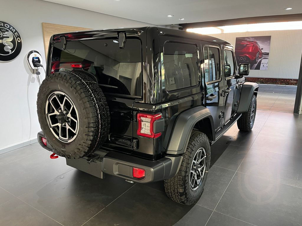 Jeep Wrangler ICE Rubicon MY24 2.0l Sky One Touch
