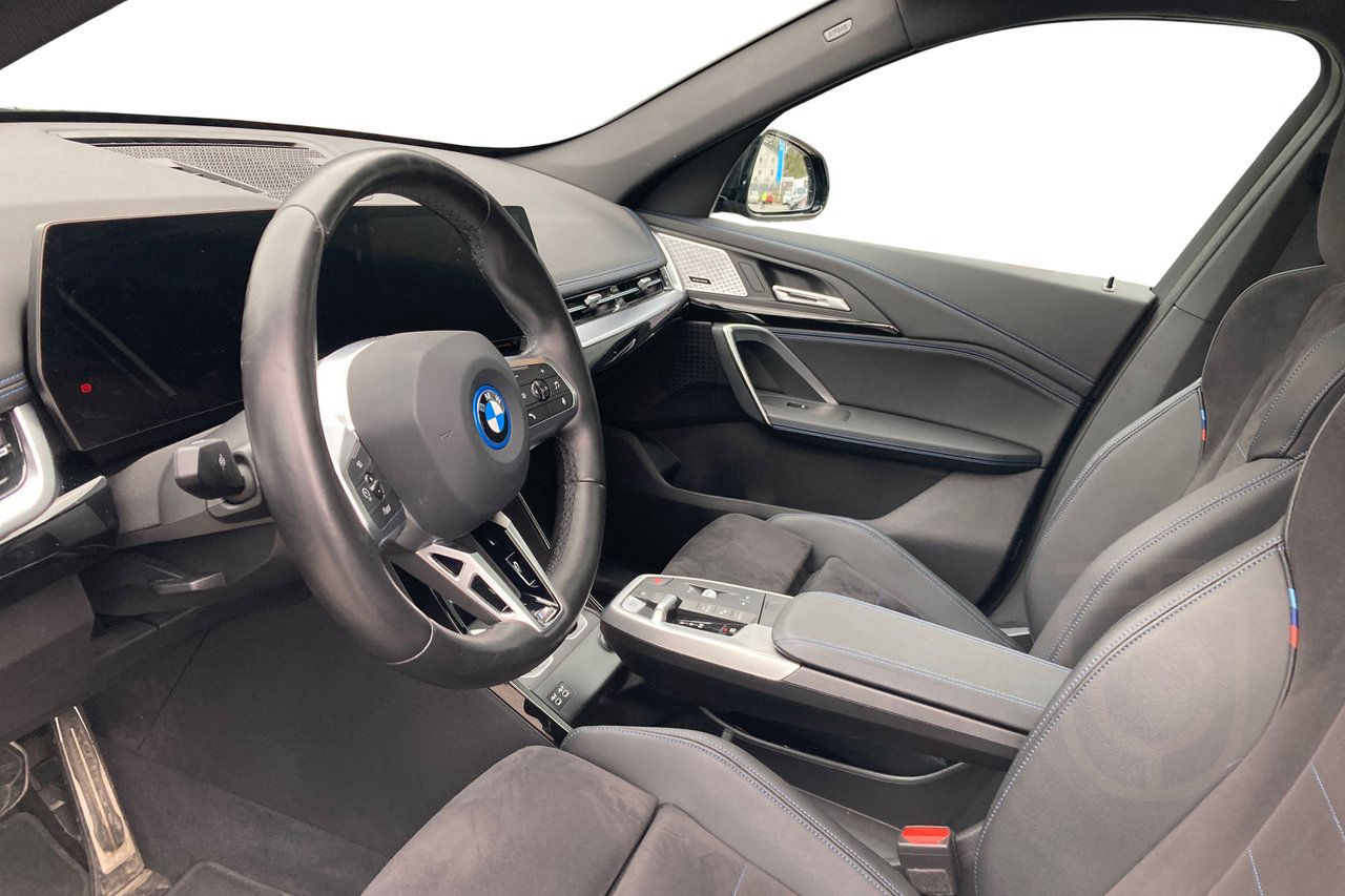 BMW iX1 xDrive30 M Sport