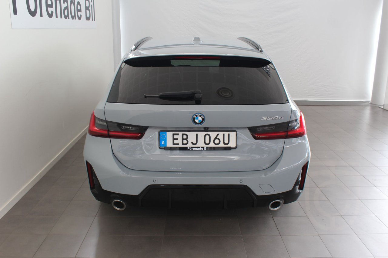 BMW 330e Touring M Sport