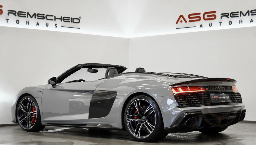 Audi R8 q. Spyder Performance *Carbon *20 *Keramik