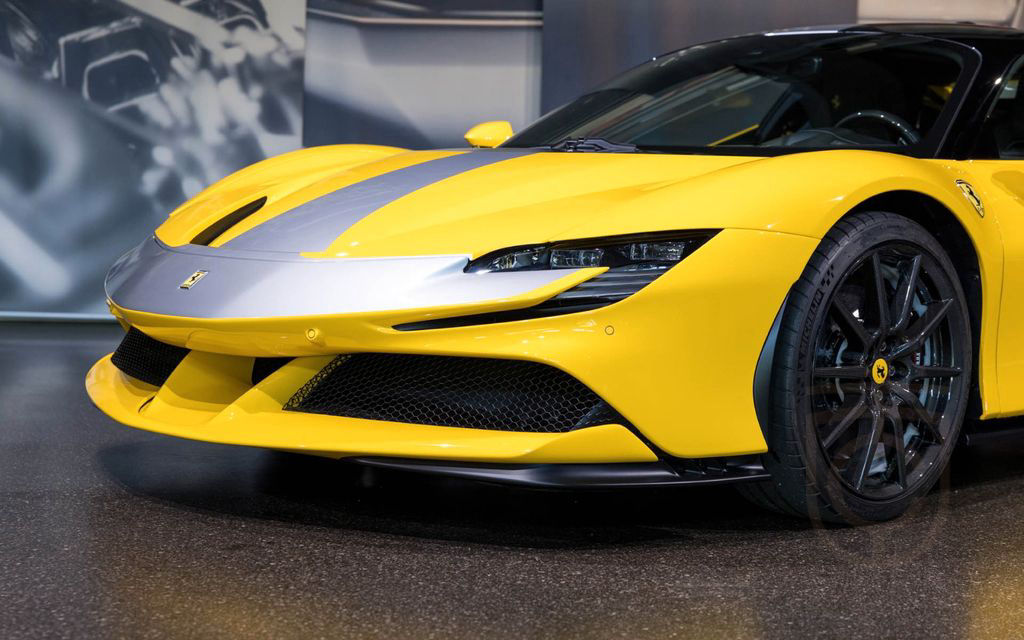 Ferrari SF90 STRADALE | ASSETTO FIORANO | CARBON WHEELS