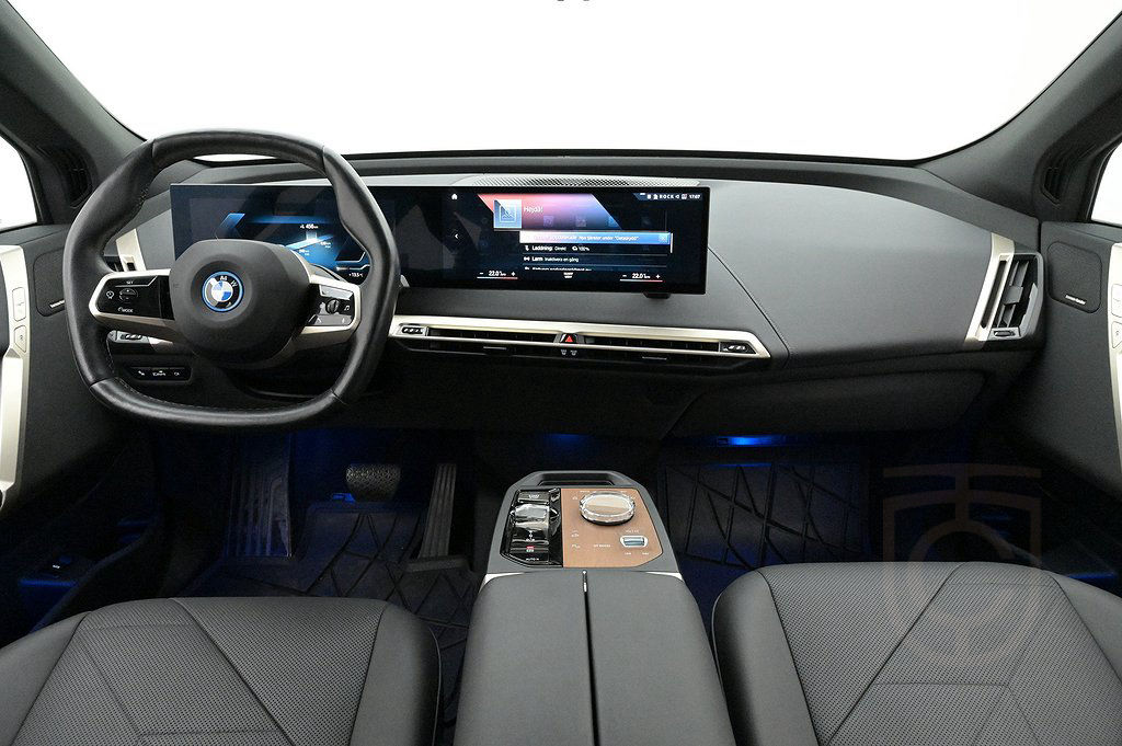 BMW iX xDrive50