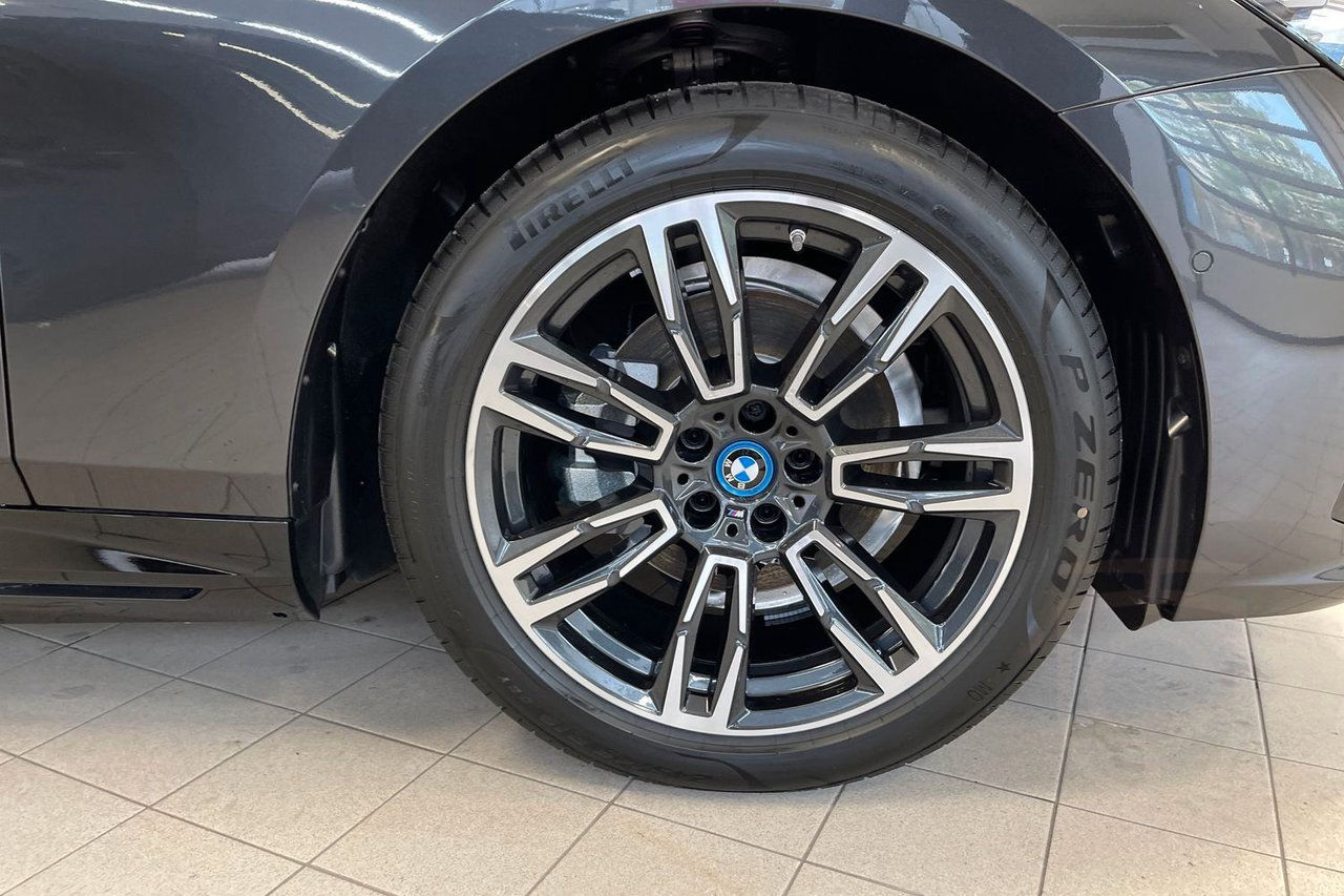 BMW 530e xDrive Touring Steptronic