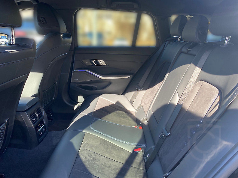 BMW 330d xDrive Touring