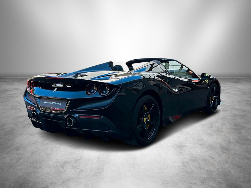 Ferrari F8 Spider / Lift / LED / Carbon