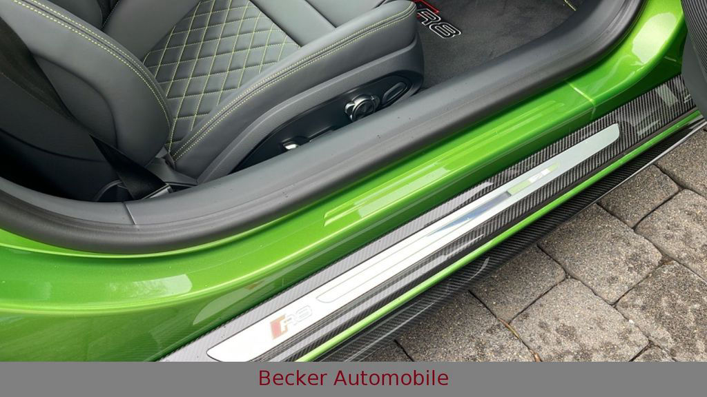 Audi R8 Spyder V10 5.2 FSI quattro performance UNIKAT