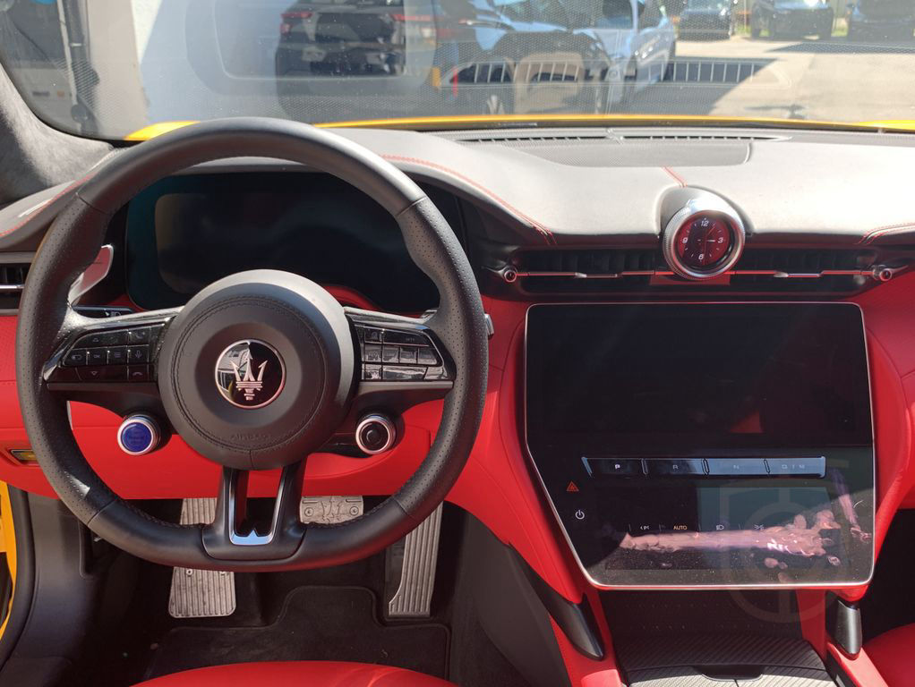 Maserati GranTurismo Trofeo 404 kW 3.0 V6 AWD |360°|HUD|
