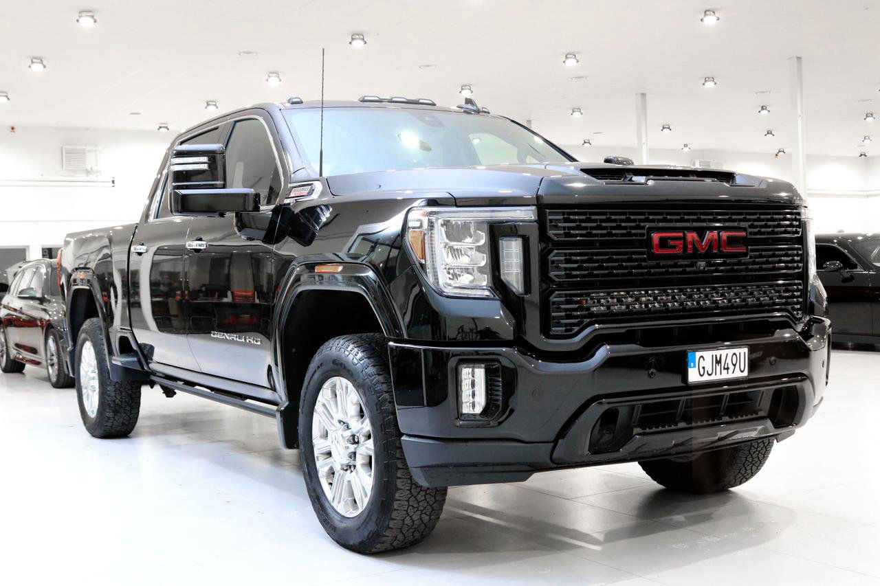 GMC Sierra Denali 2500 HD Crew Cab 6.6 V8 Duramax 4WD