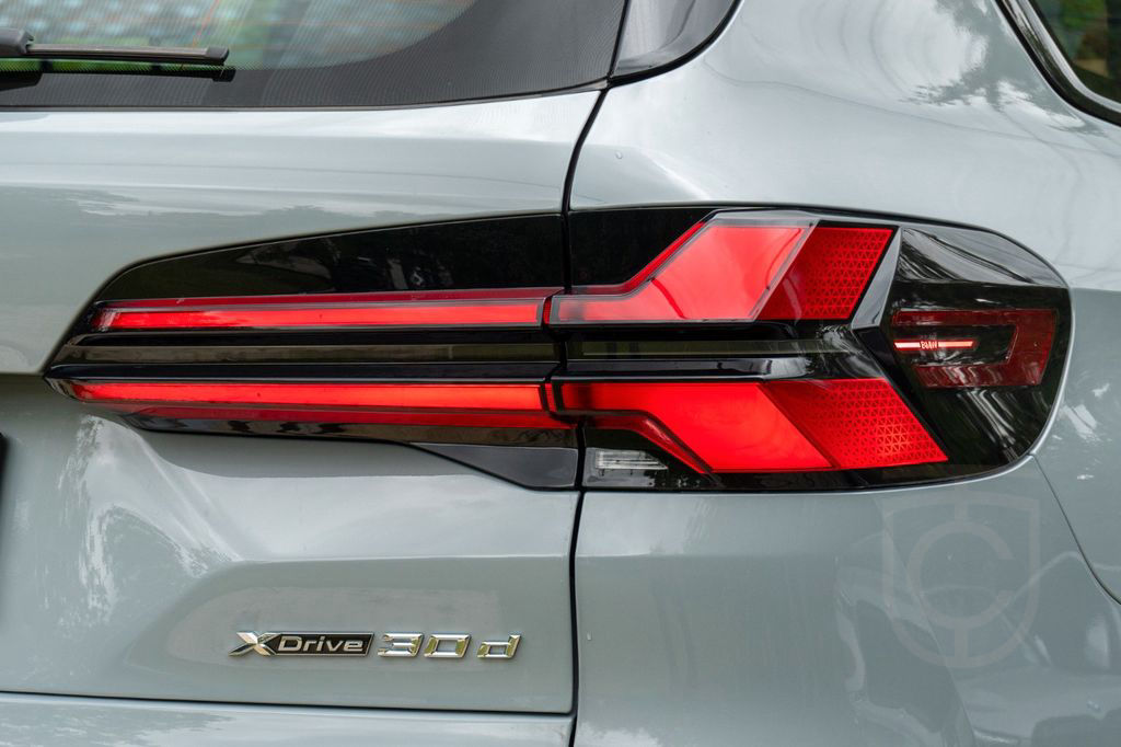 BMW X5 30d M SPORT.DR.ASS.PANORAMA.LUFTFE.H/K.360°
