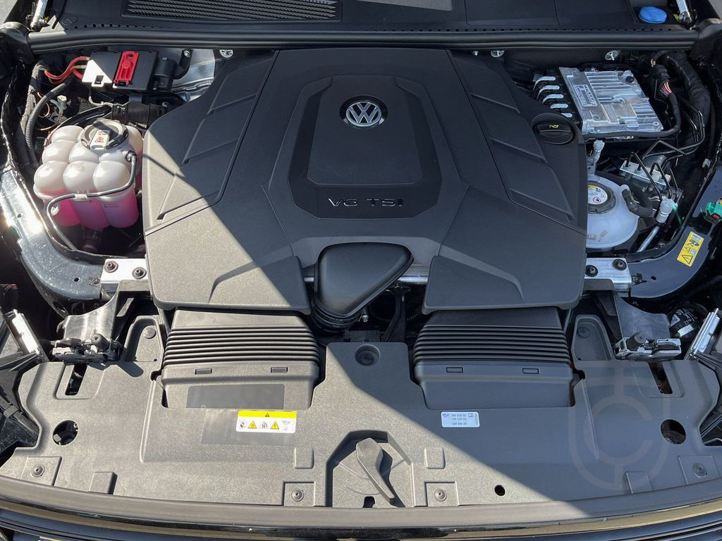 Volkswagen Touareg R eHybrid 4M AHK/PANO/LUFT/KAMERA/LEDER