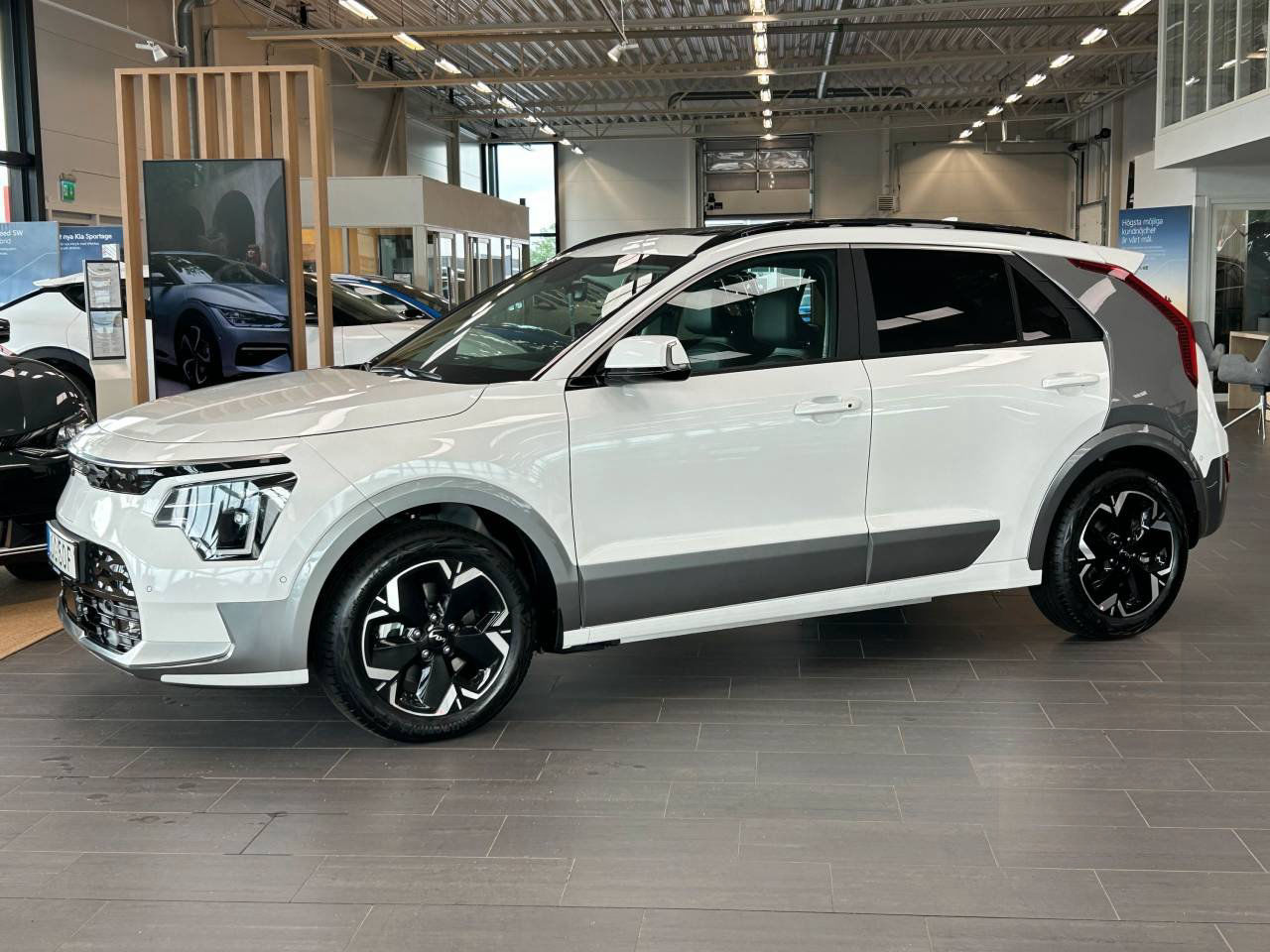 Kia Niro EV Advance Plus Silver C Stolpe Sollucka