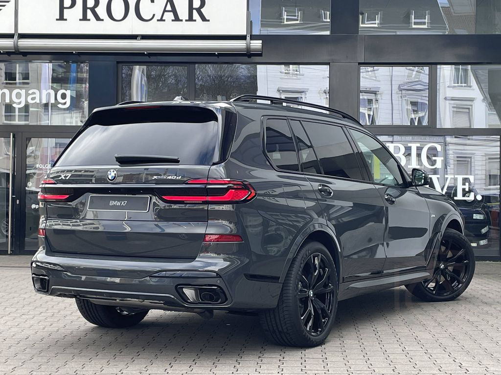 BMW X7 xDrive40d M Sport SKY AHK DA PROF PA PROF 22"