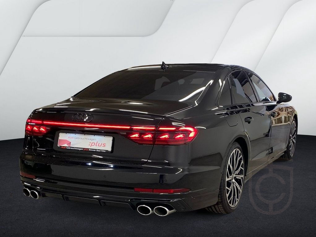 Audi S8 4.0 TFSI quattro Pano+2Bildschirme+Nachtsicht