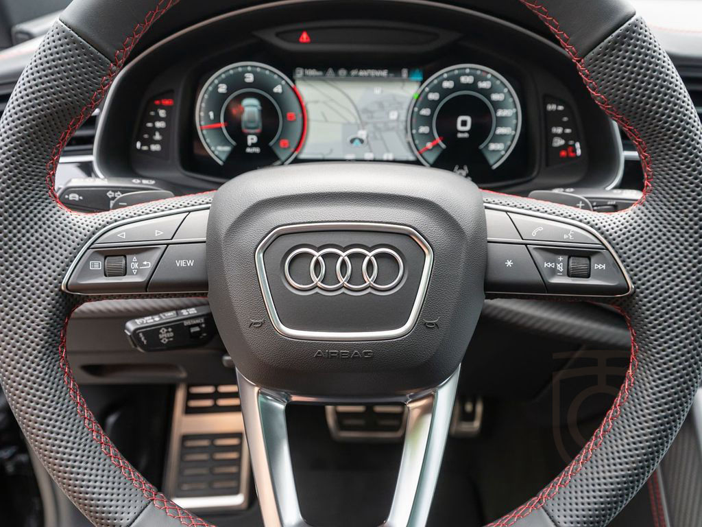 Audi Q8 Facelift 50 TDI quattro S line PANO LEDER AHK