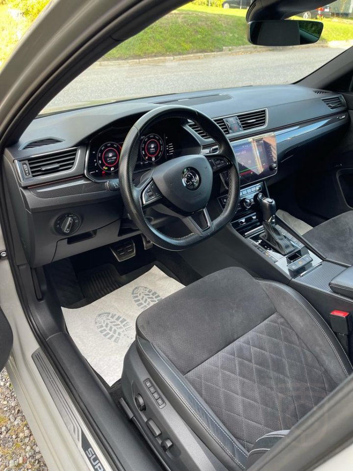 Skoda Superb Sportline 2.0 TDI 4x4 DSG