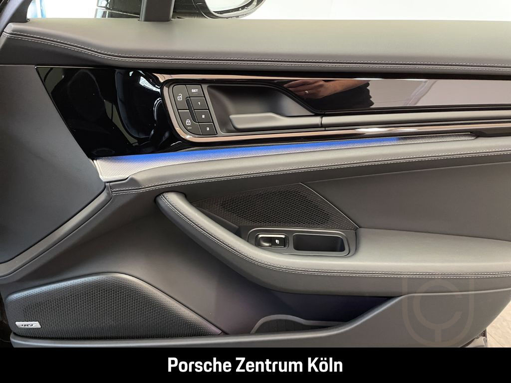 Porsche Panamera 4 E-Hybrid HUD Sportabgas HA-Lenk HD-Ma