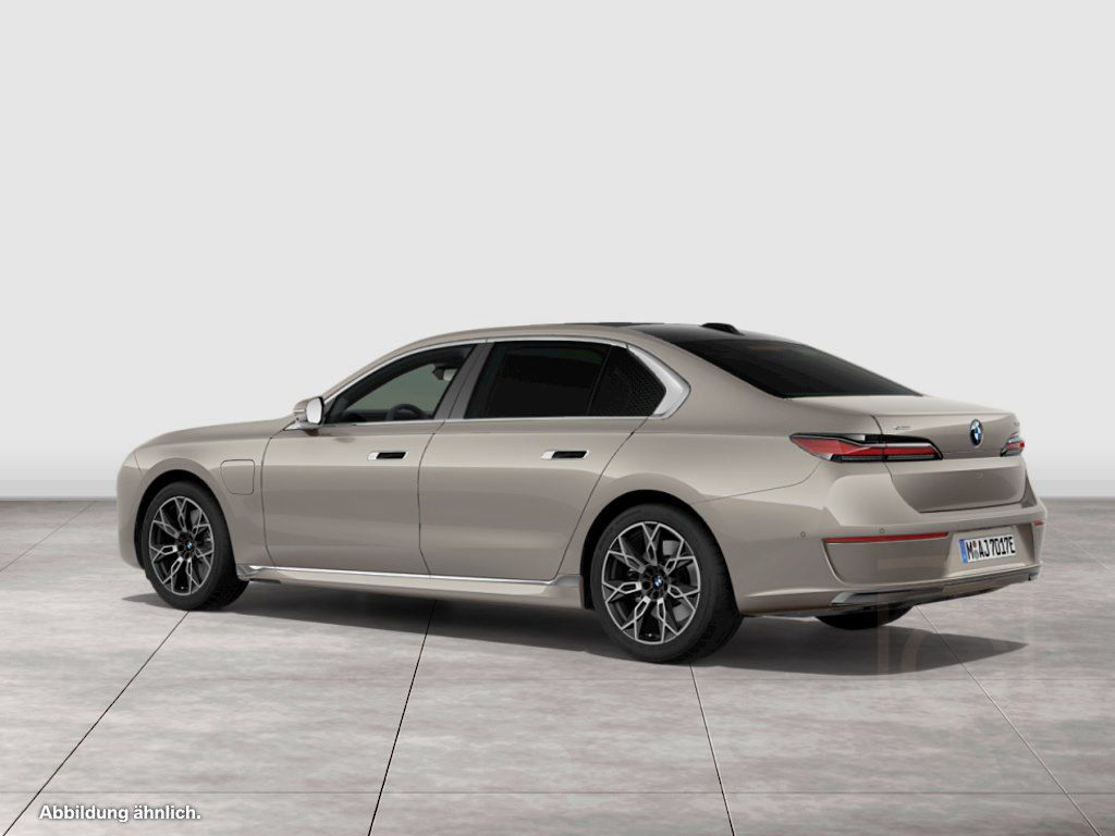 BMW 750e xDrive DA/PA Prof ACC TV Massage HuD Carbon