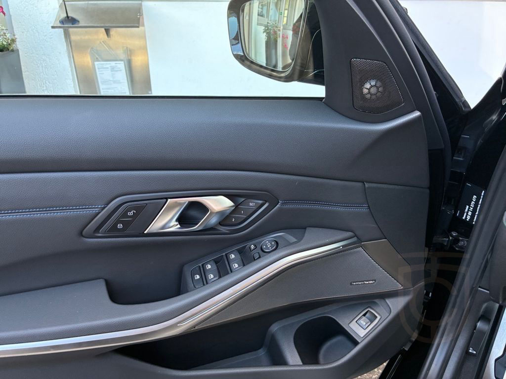 BMW M340i xDrive Touring ad.LED FLA KeyLess RFK STH