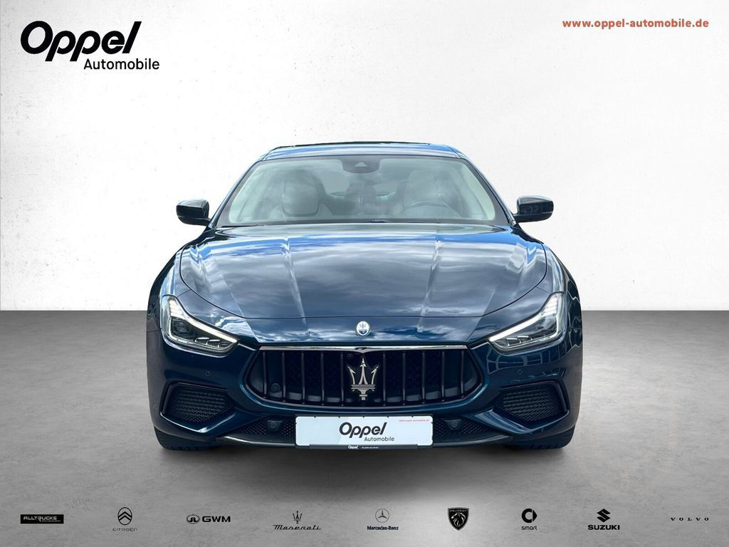 Maserati Ghibli Modena Q4 MY23 CARBON-PACK * FUORISERIE