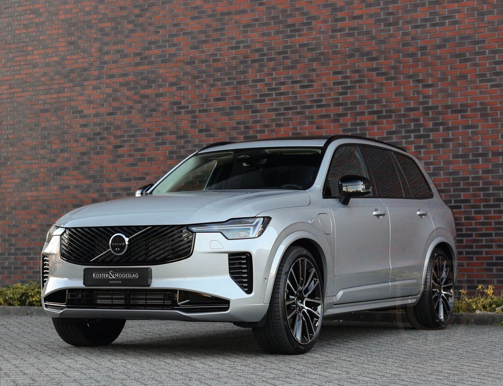 Volvo XC 90 Ultra Dark Recharge AWD *Massage*B&W*Luft*