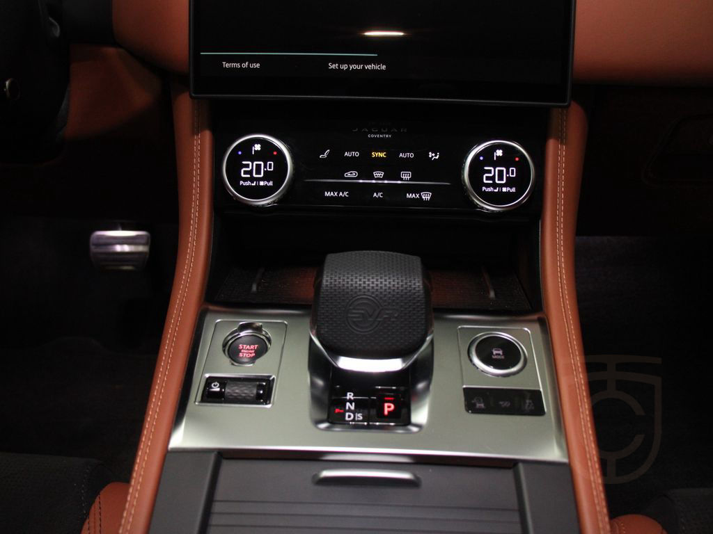 Jaguar F-Pace P575 SVR 575 EDITION AWD