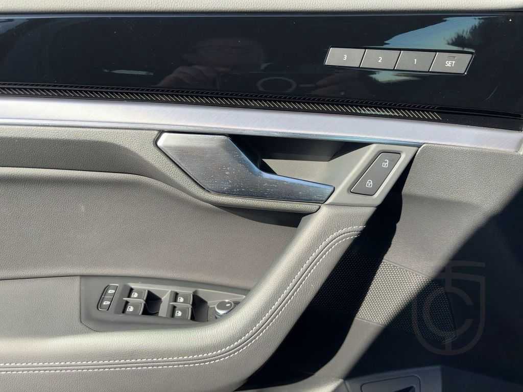 Volkswagen Touareg 3.0 TSI DSG 4M R-Line ACC Kamera LED Nav