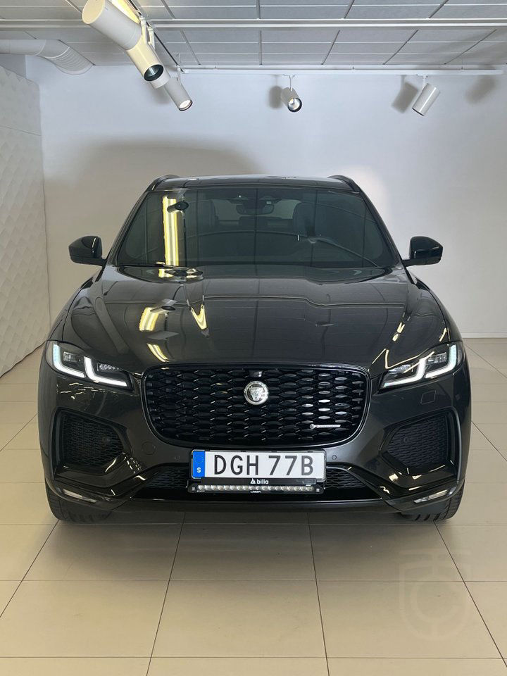 Jaguar F-Pace P400e R-Dynamic