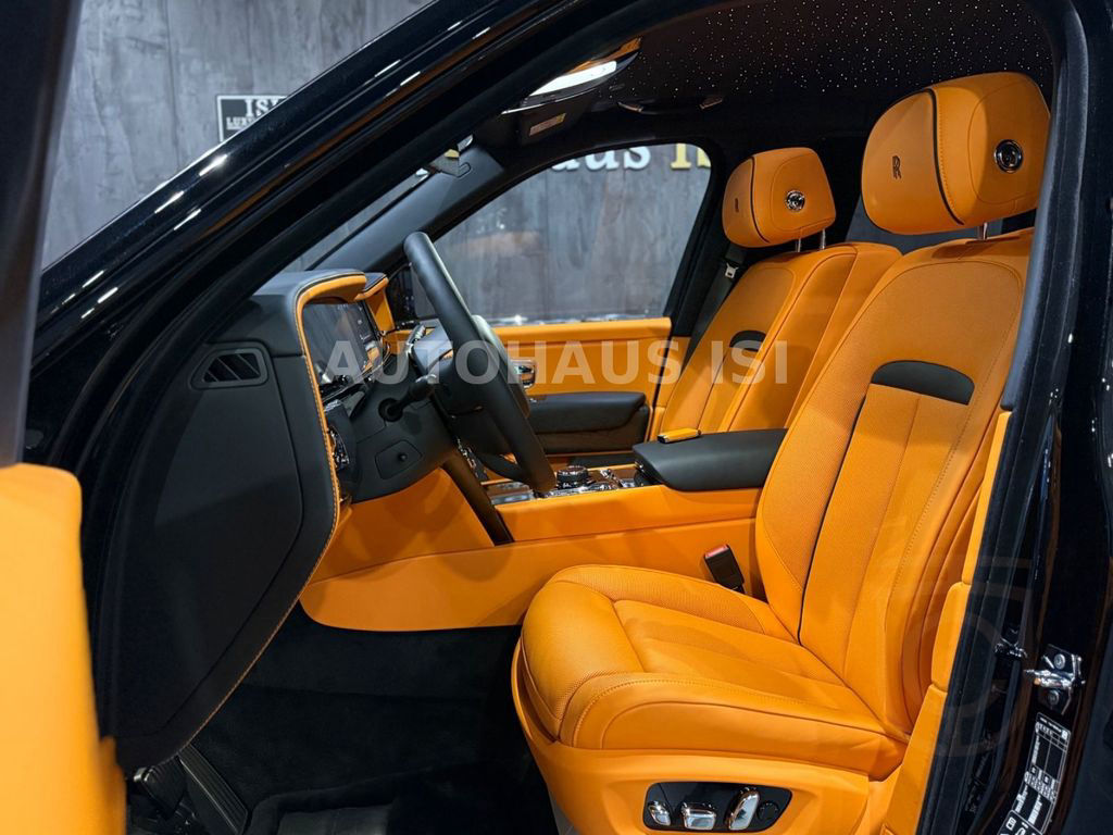Rolls-Royce Cullinan II BLACK BADGE,FACELIFT,FULL,CURTAINS
