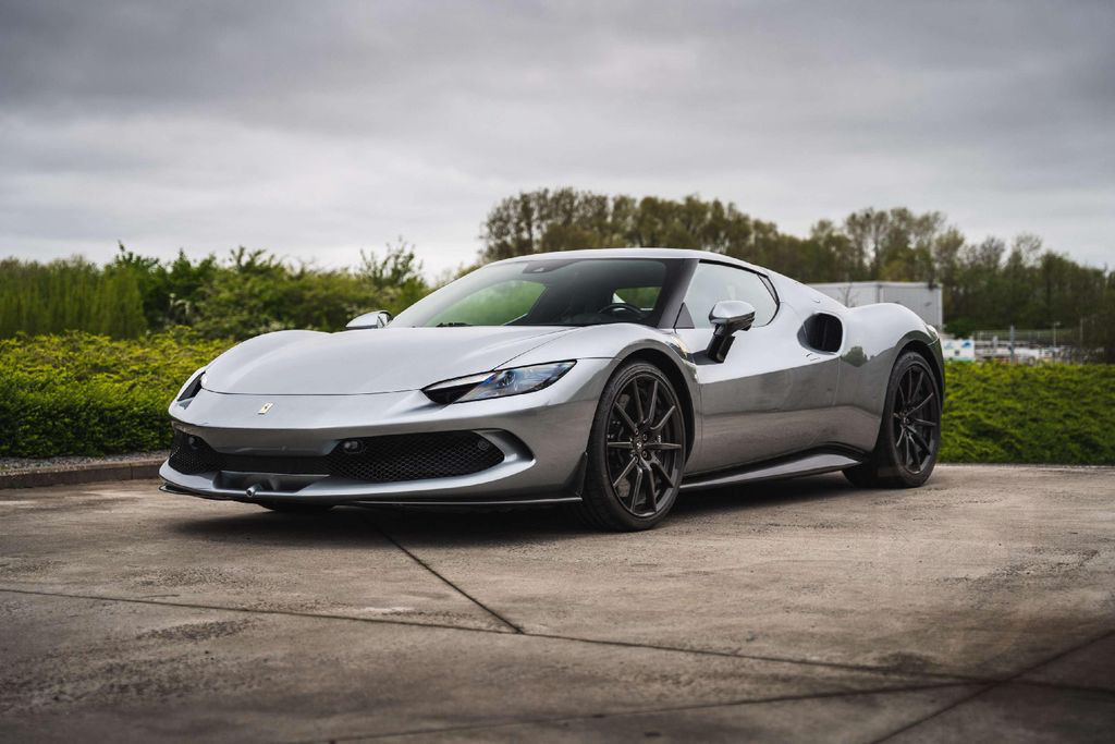 Ferrari 296 GTB / Grigio Titanio / Carbon Wheels / Lift