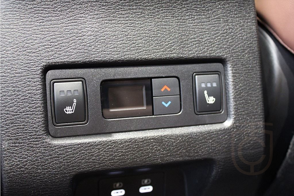 Mitsubishi Outlander Instyle PHEV Automat 4WD