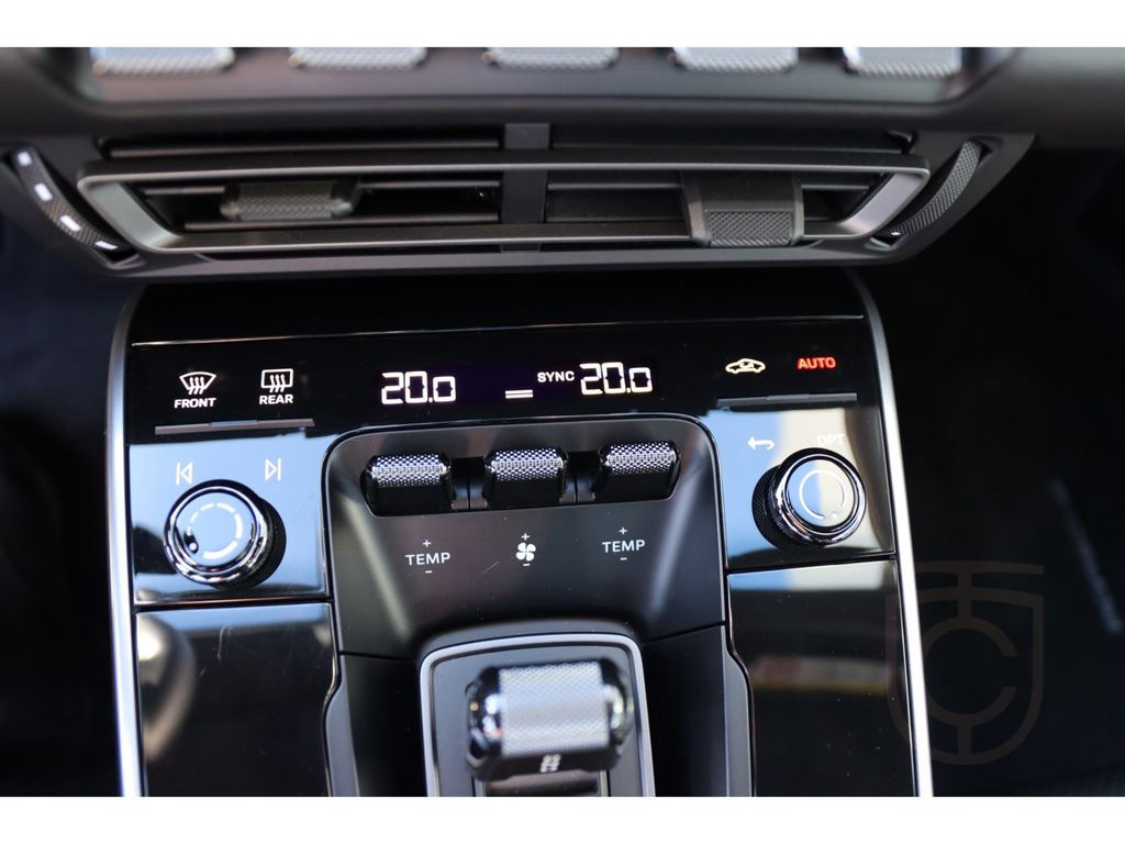 Porsche 992 911 Carrera Cabriolet