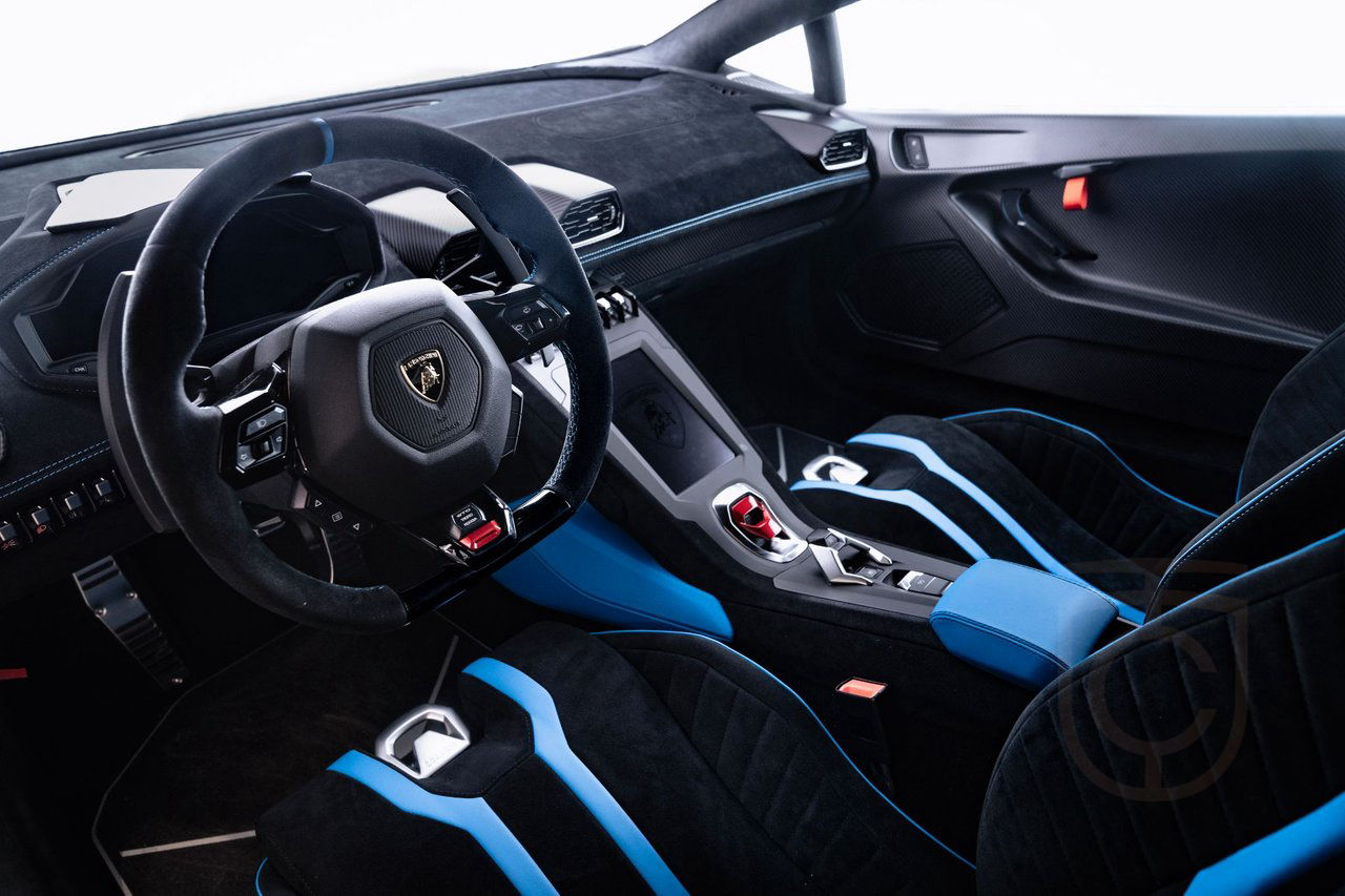 Lamborghini Huracán STO 5.2 V10