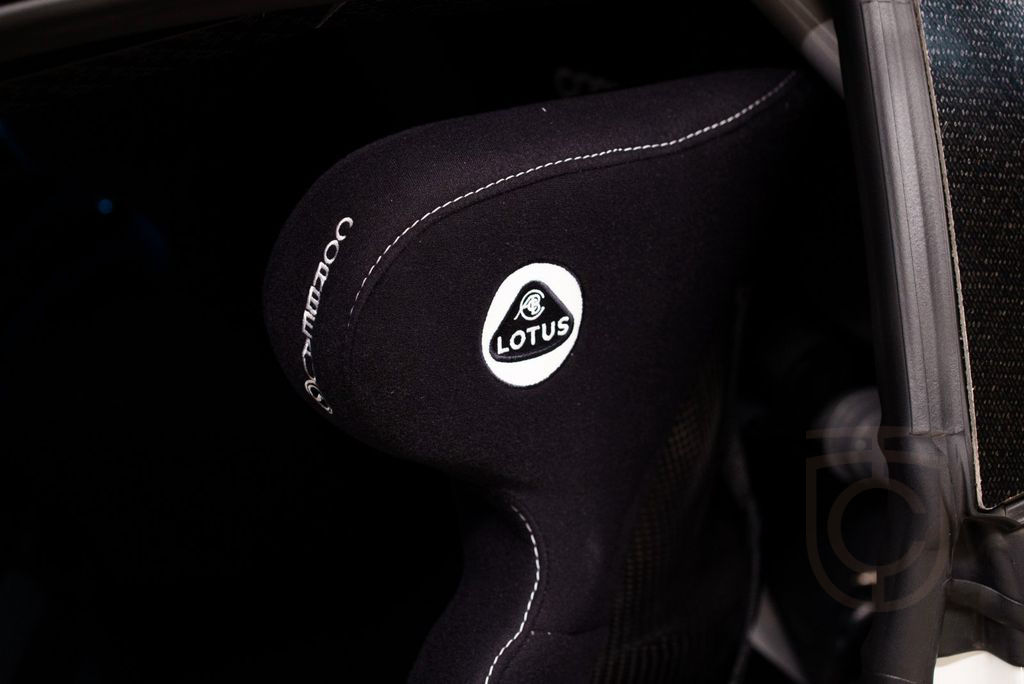 Lotus Emira GT4 RACECAR