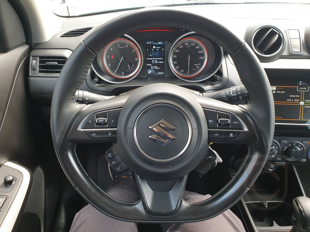 Suzuki Swift 1.2 Select Automat Hybrid