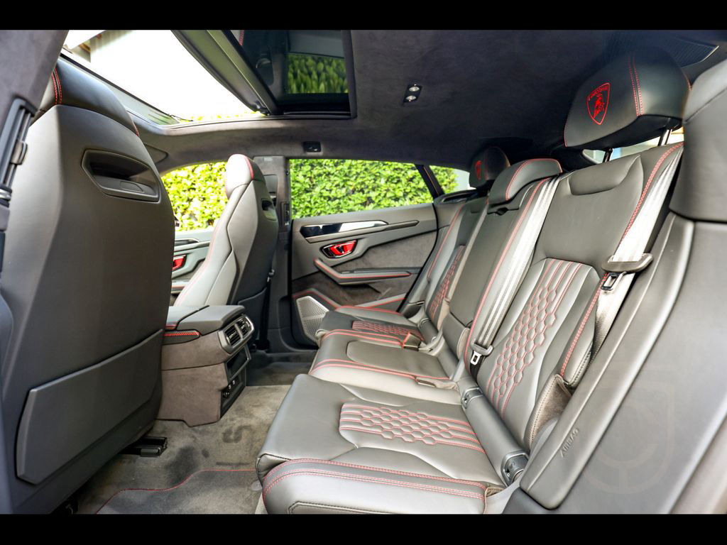 Lamborghini Urus SE°5Y SERVICE°PERFORMANTE°23°PANO°B&O 3D