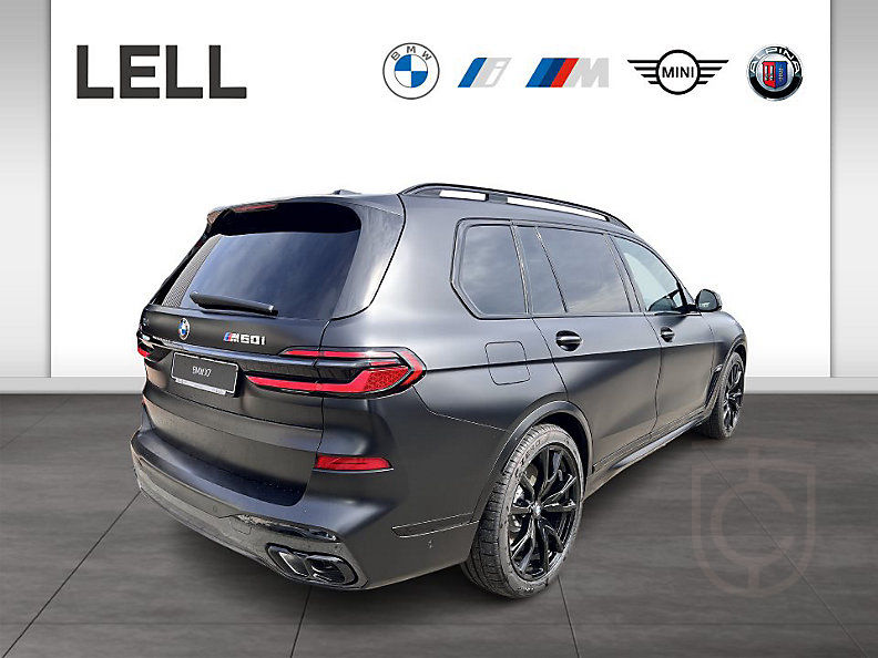 BMW X7 M60i xDrive