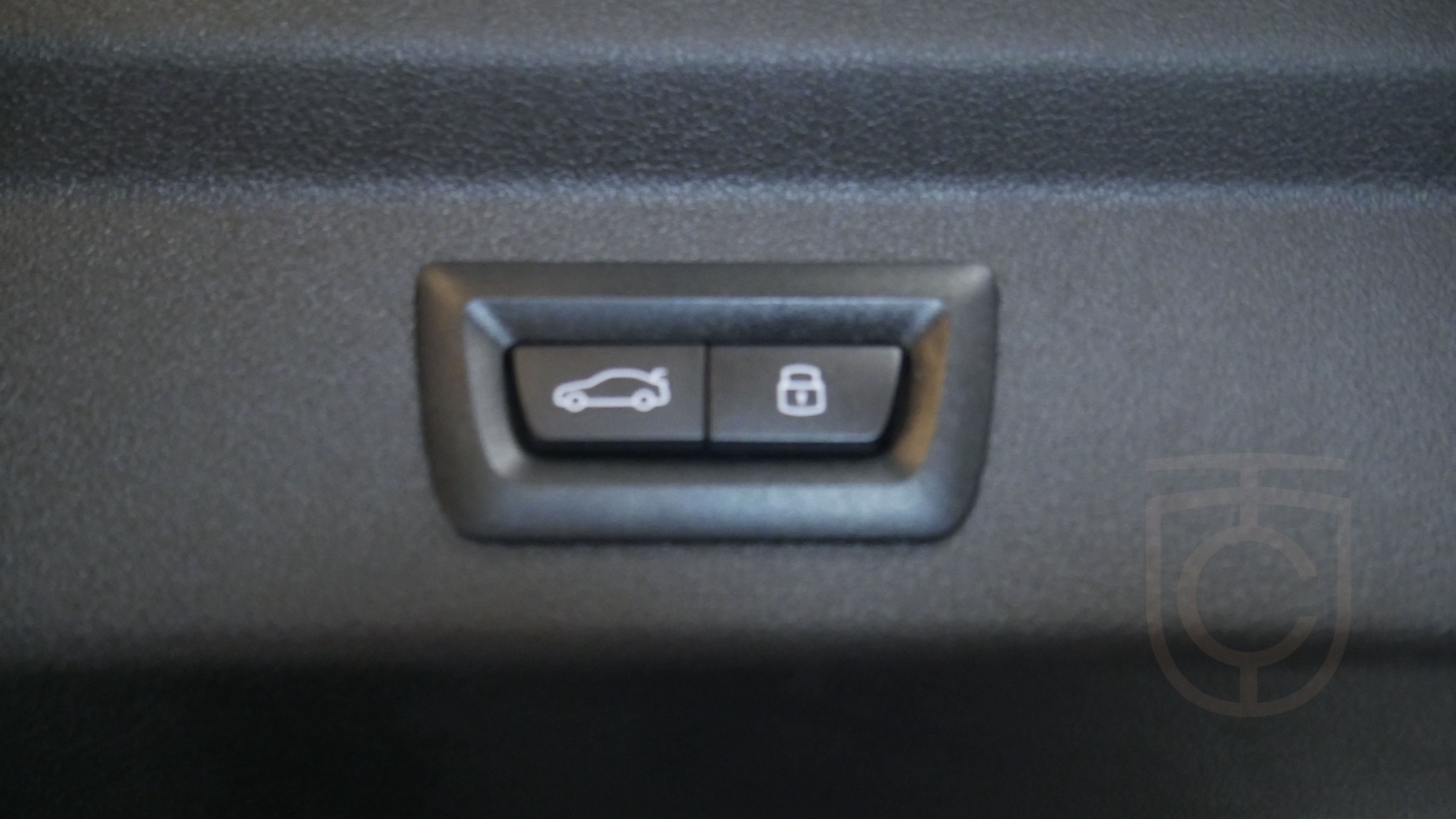 BMW iX2 xDrive30