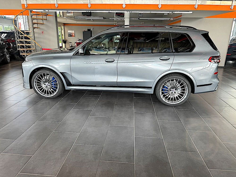 BMW X7 ALPINA XB7 Sky Lounge