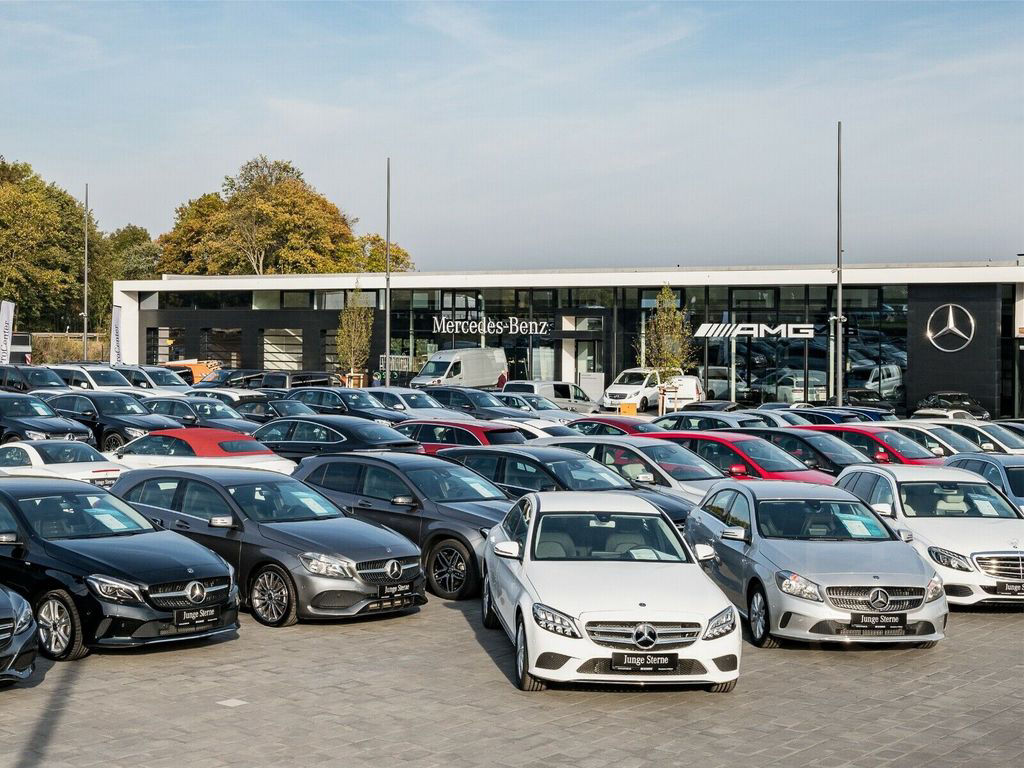 Mercedes-Benz E 300 T de 4M AMG Line Sitzklima*Multi Sitz*Pano